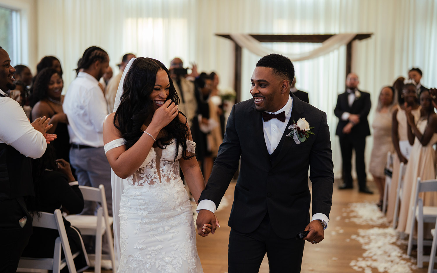 modern chic wedding photography colby falls wedgewood weddings arizona11 - Scottsdale SEO & Web Design | Bemo Design