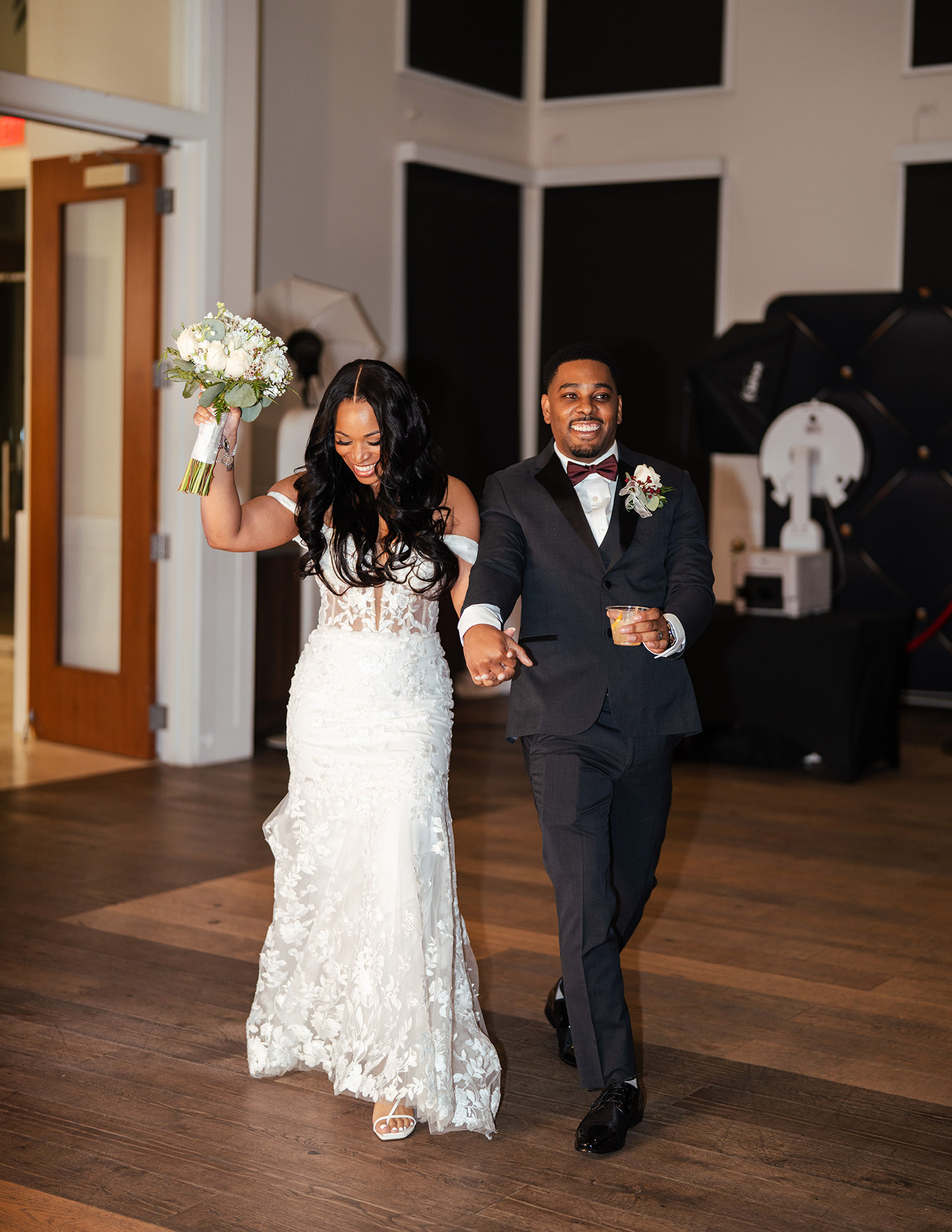 modern chic wedding photography colby falls wedgewood weddings arizona7 - Scottsdale SEO & Web Design | Bemo Design